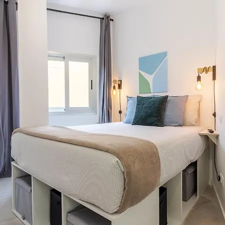 Flatguest Paez